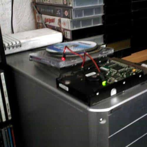 Novak, now with 4, yes, that&rsquo;s right, you count 'em, FOUR hard drives attached... (clicky)